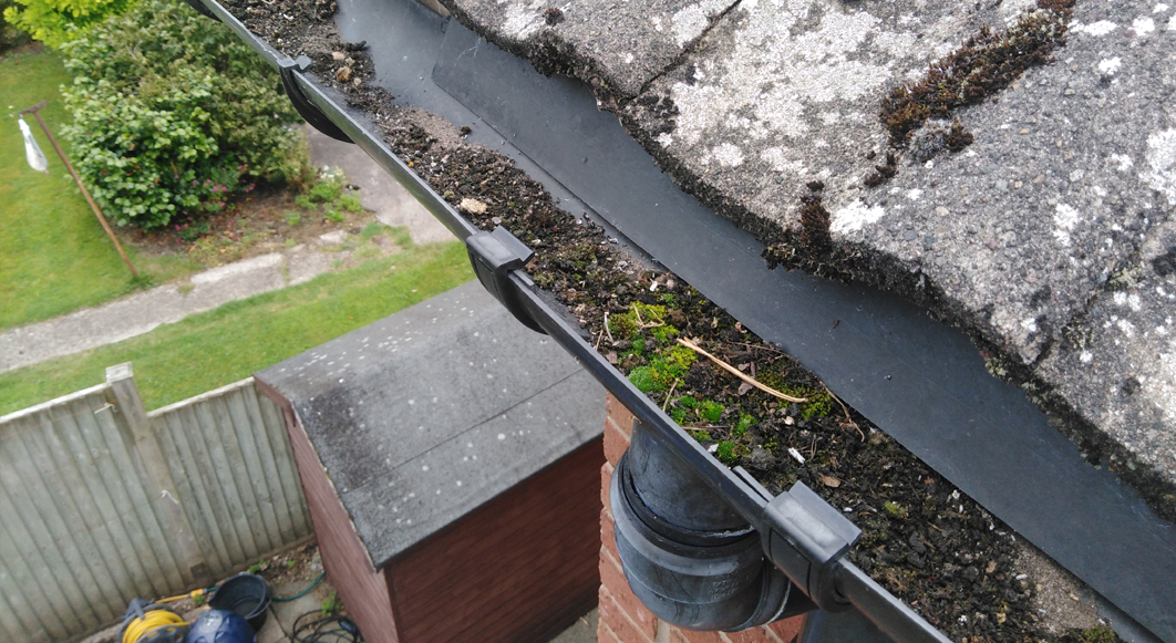 Gutter cleaners and cleaning specialists in Chester and surrounding areas.